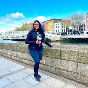 Meet your Posher, Jacqueline